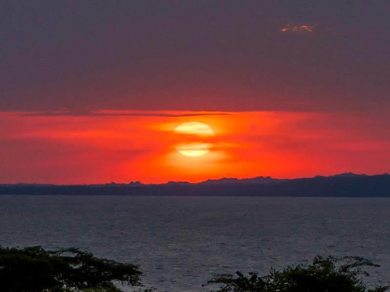 Parkview Safari Hotel And Apartments Kisumu Kültér fotó