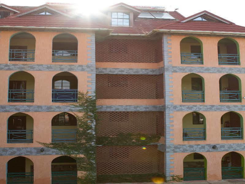 Parkview Safari Hotel And Apartments Kisumu Kültér fotó