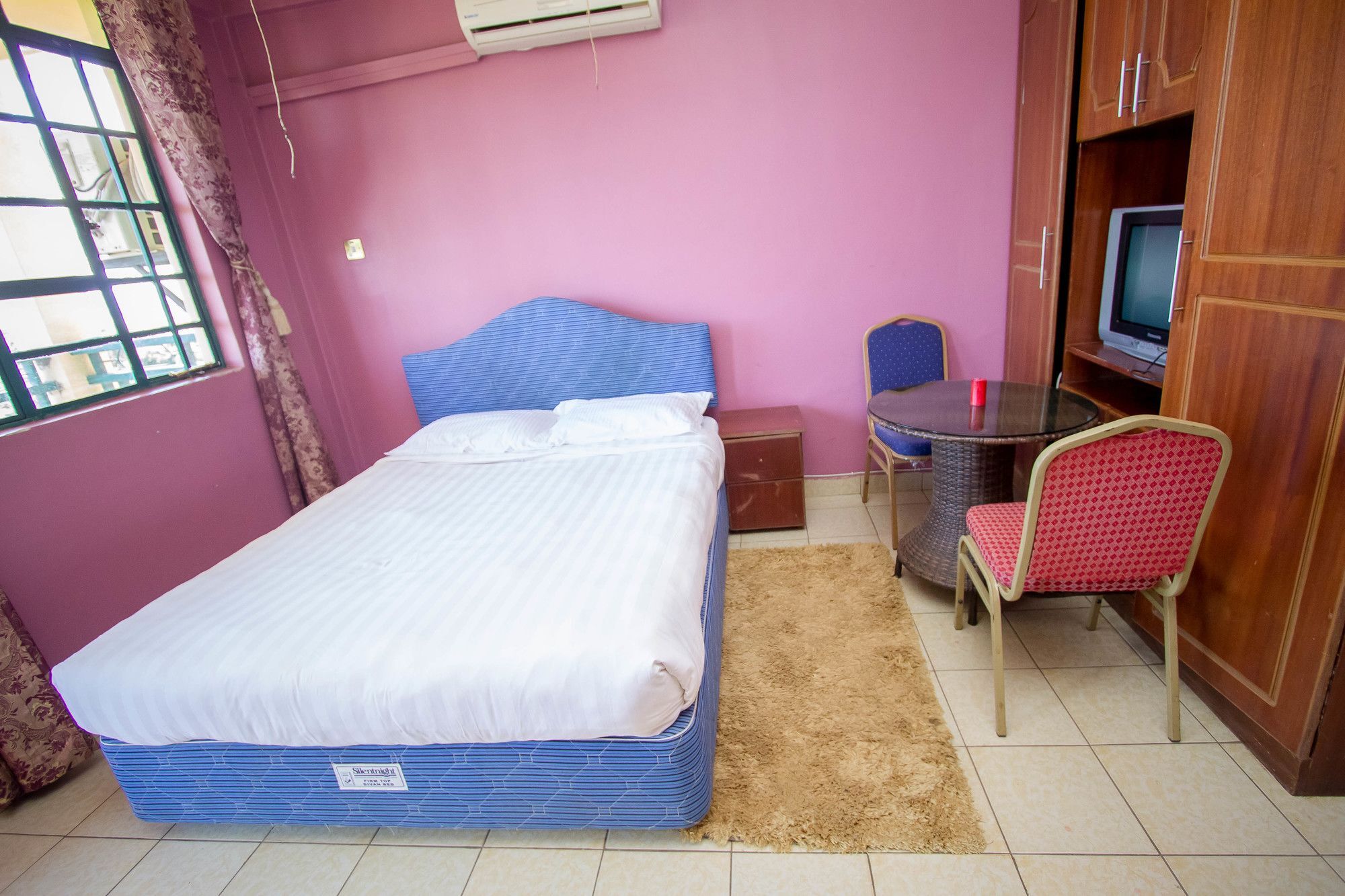 Parkview Safari Hotel And Apartments Kisumu Kültér fotó