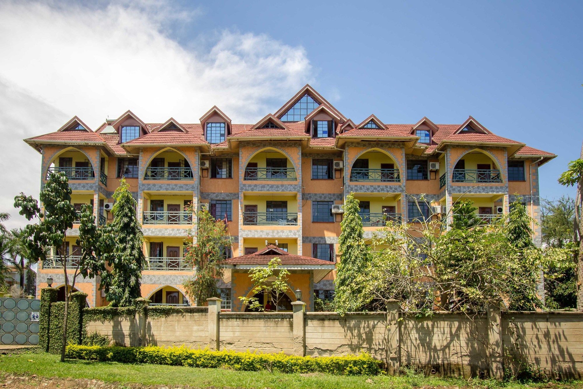 Parkview Safari Hotel And Apartments Kisumu Kültér fotó