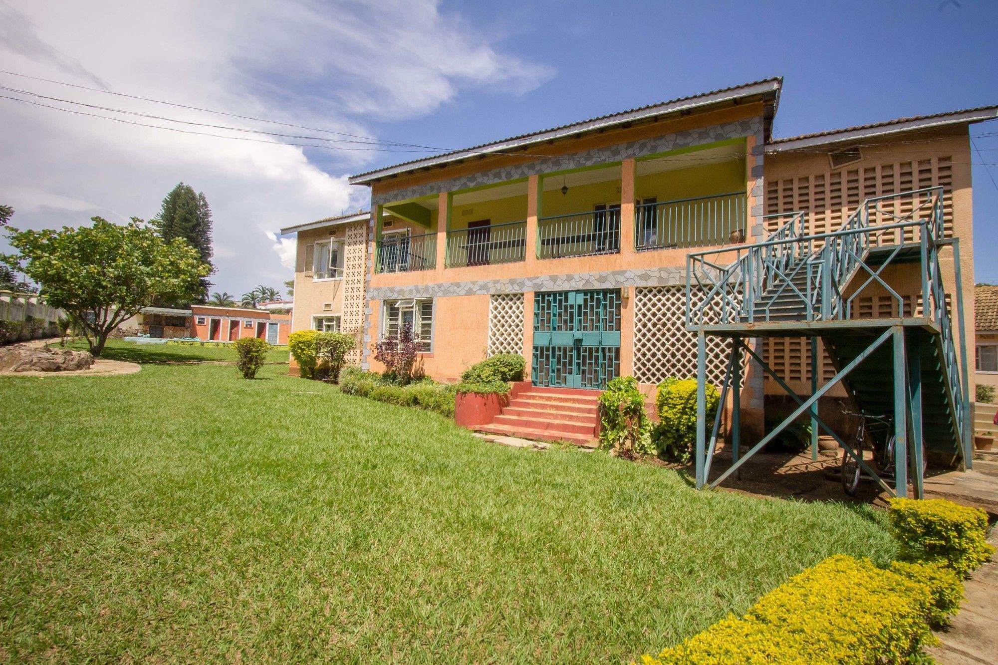 Parkview Safari Hotel And Apartments Kisumu Kültér fotó